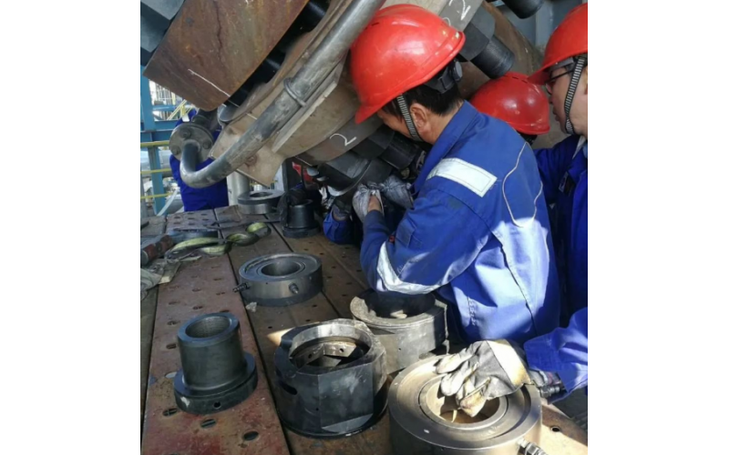 KW-LSQ开云电子注册-（中国）官方网站液压螺栓拉伸器紧固法兰螺栓的优势及方法
